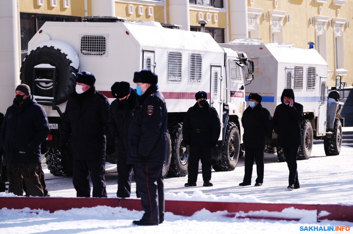 За воскресную акцию в Южно-Сахалинске задержали двух 