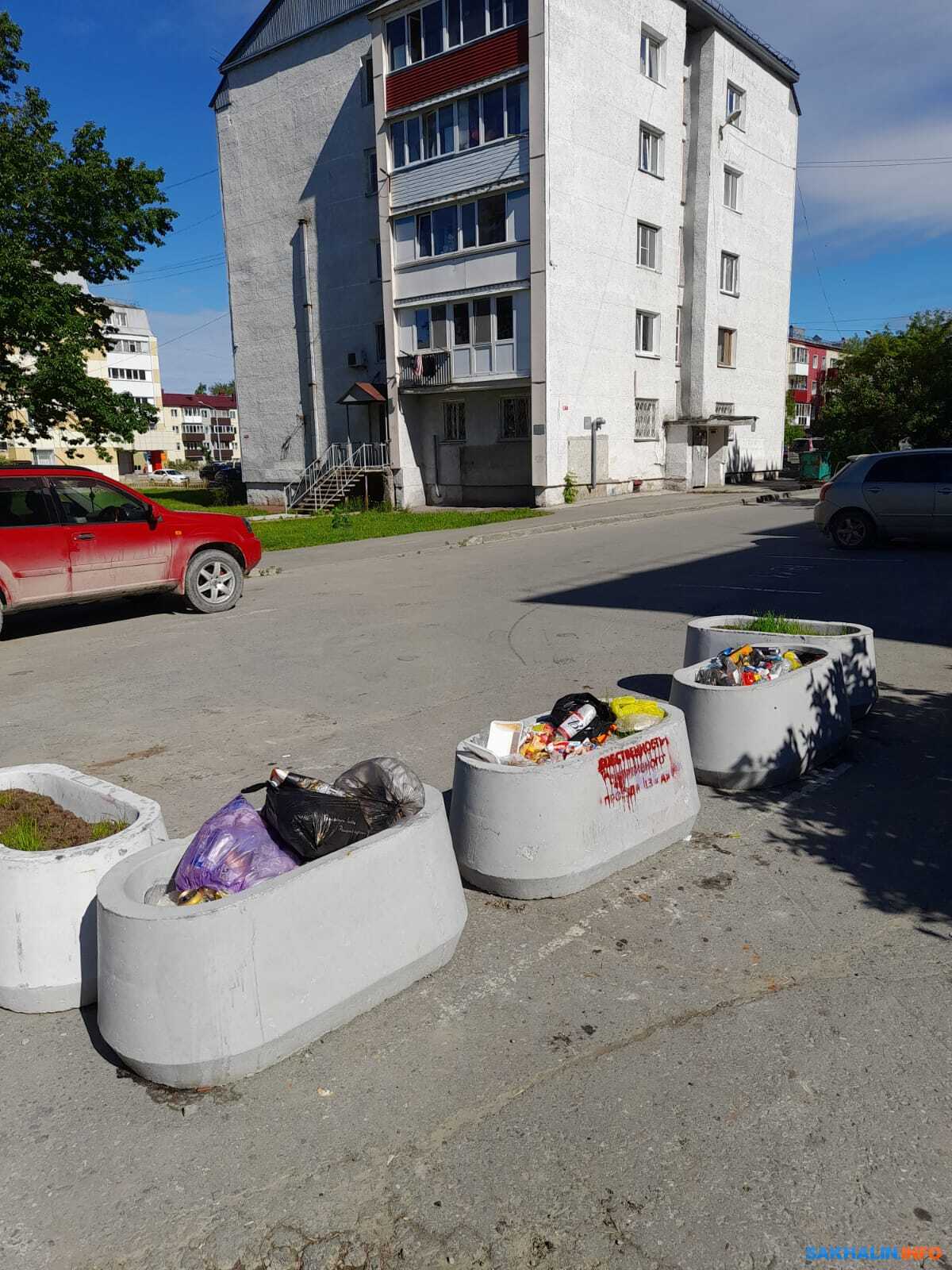 К заблокированным домам в Черемушках больше не едут мусоровозы. Сахалин.Инфо