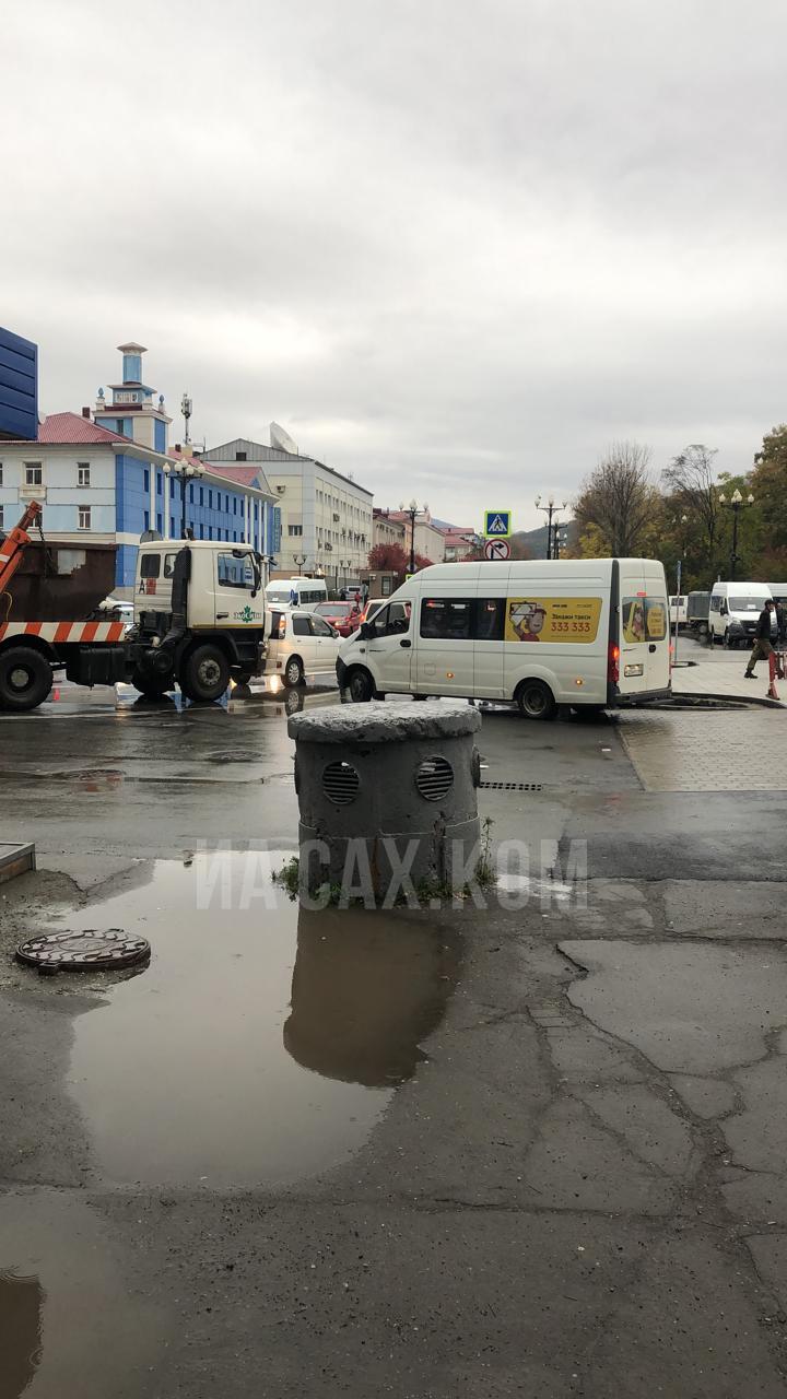 Южносахалинцы встали в пробки у нового кольца и у вокзала. Сахком — новости  Сахалина и Курил