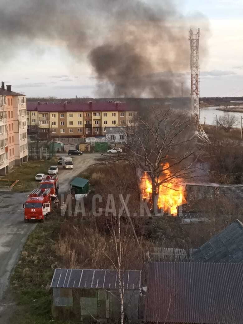 В Аниве загорелся сарай. Сахком — новости Сахалина и Курил